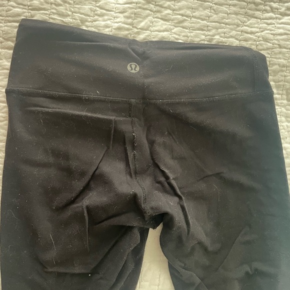 Lululemon crop leggings - Picture 3 of 4